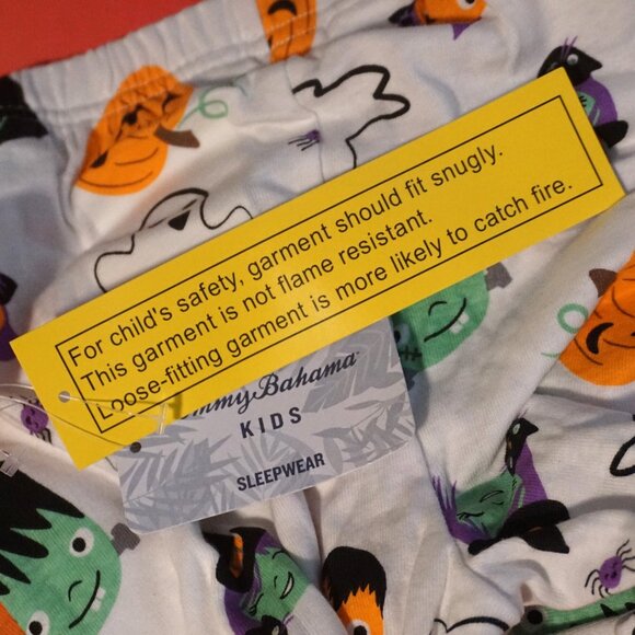 Tommy Bahama 2 Piece Pajama Set White with Halloween Pattern Kids Size 3T - Picture 5 of 7